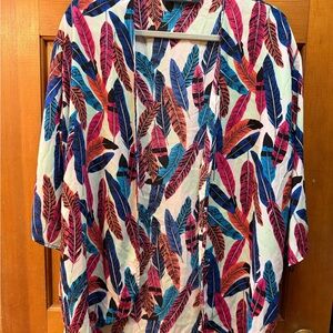 Active USA Multicolor Feather Print Women's Kimono Blouse